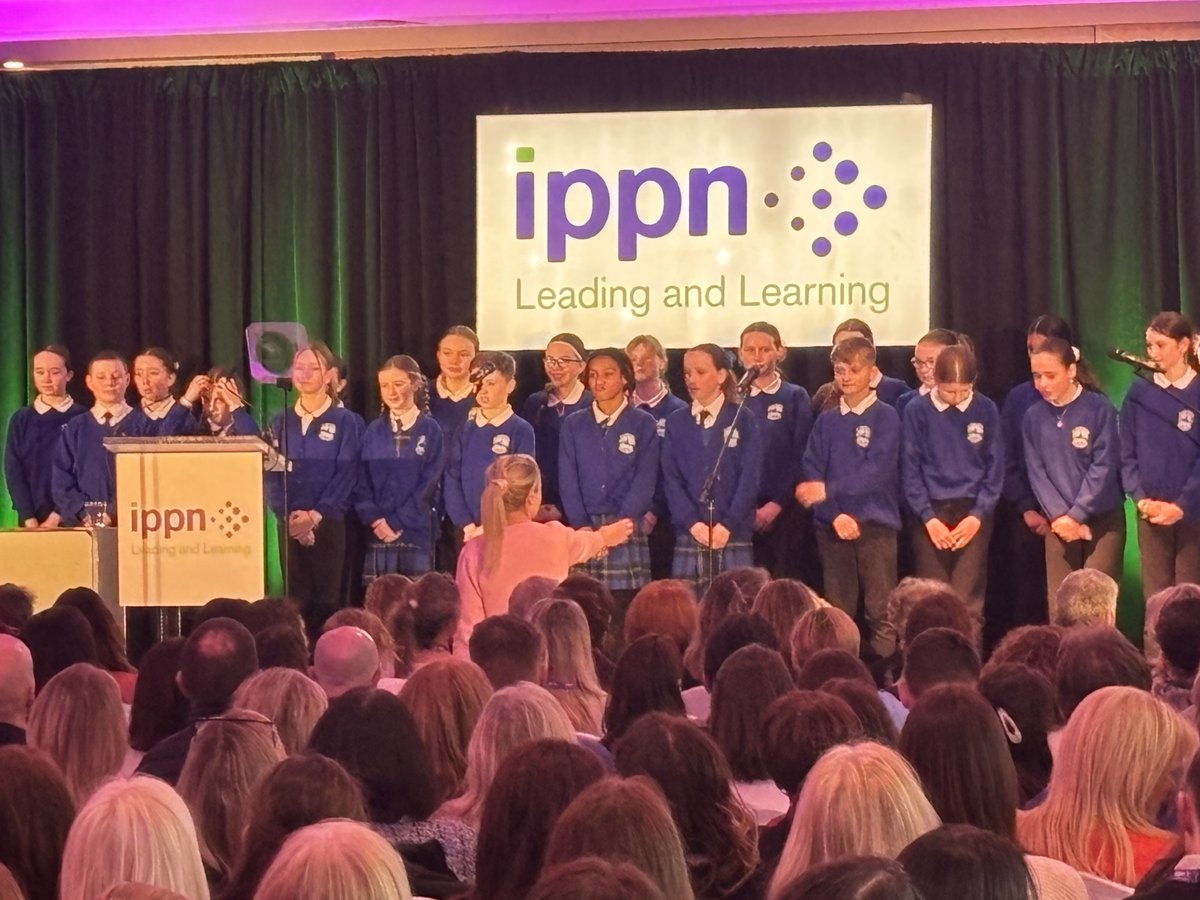 We've had an amazing day so far at <a href="/IPPN_Education/">IPPN</a>  Deputy Principals Conference! <a href="/Kevin_Inclusion/">Executive Lead for School Improvemt @iqmaward</a> 

Dexter loved listening to the brilliant singing from St. John the Apostle, Knocknacarra N.S. pupils 🎶🐻

#ippndp25 #iqm #inclusionmatters #inclusiveschool #IQMFamily