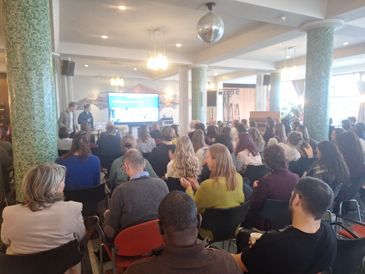 Having an inspiring afternoon with all researchers of our psychiatry department! #researchmeeting #gettoknoweachother