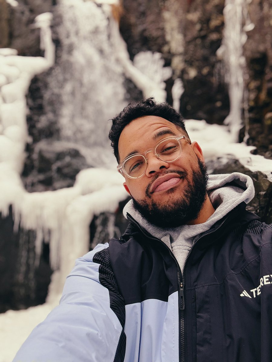 Not sure if it was my innie or outie who just took a selfie in “Woes Hollow” #severance