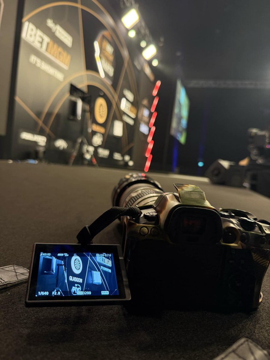 taylanningpix's tweet image. Here we go. 
Premier League, OVO Hydro, Glasgow. 
📸🏴󠁧󠁢󠁳󠁣󠁴󠁿🤙 

#PLDarts