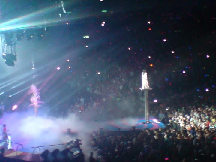 Lizzthudson's tweet photo. As a longtime Katycat, I'm writing to request that you consider performing "Hackensack" and “Lost” during one of your upcoming shows. I remember about MTV but both songs holds a special place in my heart. Katy you and me for infinity, my eternity 💫💖 @katyperry @katyperryuniver https://t.co/O51Onm0cQF