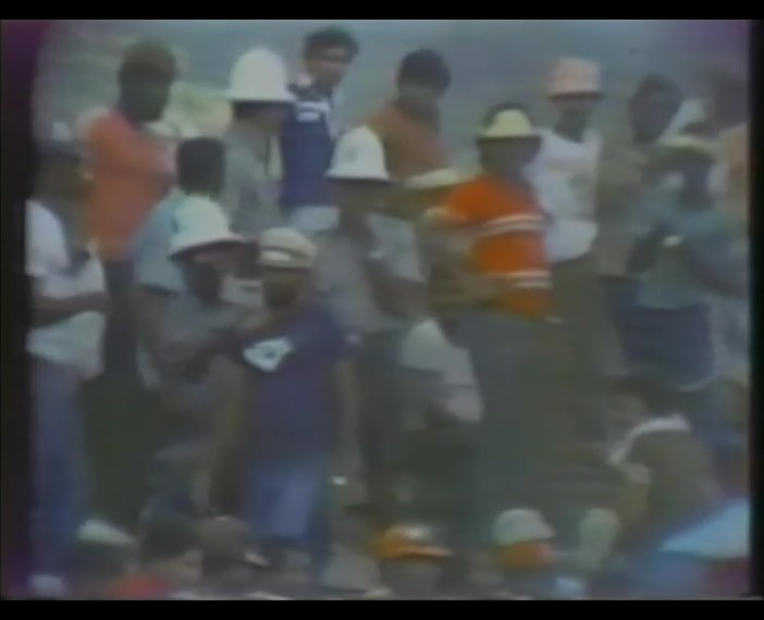 DarrenMordecai's tweet image. #February13
WEST INDIES v ENGLAND
1st TEST MATCH
DAY 1
TRINIDAD
FEBRUARY 13 1981
After delays for sabotage &amp;amp; crowd riots, @BeefyBotham won the toss &amp;amp; chose to field first....
--
@GeoffreyBoycott
@David215Gower
@ivivianrichards
@butcher_roland
youtu.be/7reEDnKNduI?si… via @YouTube