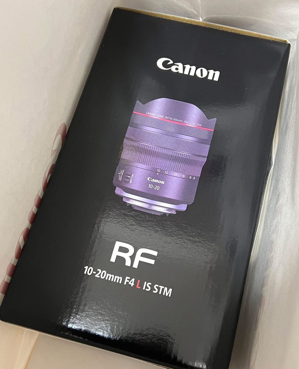 momo_music0108's tweet photo. 設定も完了したし早く使ってみたい📷
#Canon #RF10-20mm F4 LIS STM https://t.co/eB0ZAMyZKH