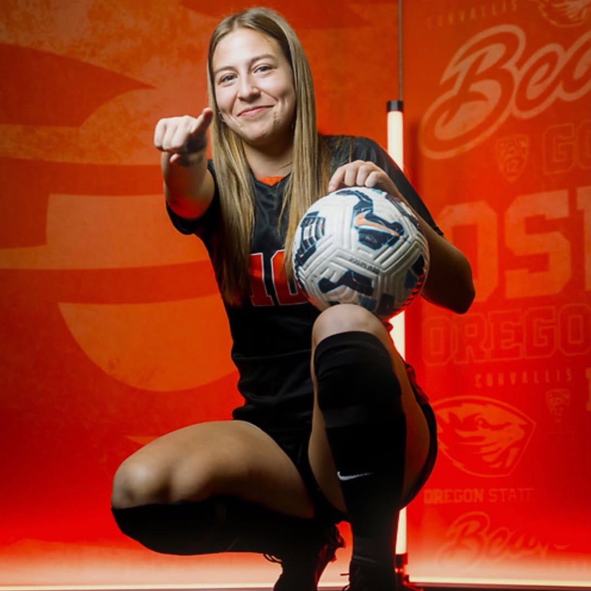 Kings Hammer (@kingshammer) on Twitter photo Avery Pleiman took to socials to share some exciting news. "I am extremely blessed and excited to announce my verbal commitment to continue my academic and athletic career playing Division 1 soccer at Oregon State University!" Congratulations, Avery!🦫✨ <a href="/BeaverWSoccer/">Oregon State Women's Soccer</a> Avery Pleiman took to socials to share some exciting news. "I am extremely blessed and excited to announce my verbal commitment to continue my academic and athletic career playing Division 1 soccer at Oregon State University!" Congratulations, Avery!🦫✨ <a href="/BeaverWSoccer/">Oregon State Women's Soccer</a>
