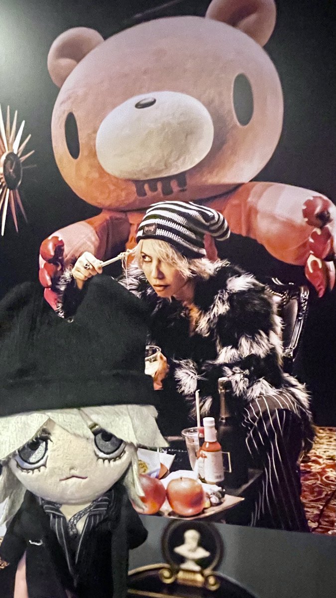 Yu198392's tweet photo. 昨日はHYDEコラボルームとL'Arcafeの両方行って満喫してきたー♬
今日はhyde誕生祭のディレイ楽しみに仕事頑張ろー https://t.co/vdwcJcJLCd