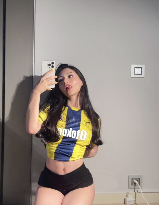 skor tahminleri almaya geldimmm https://t.co/yDtYLyDswR