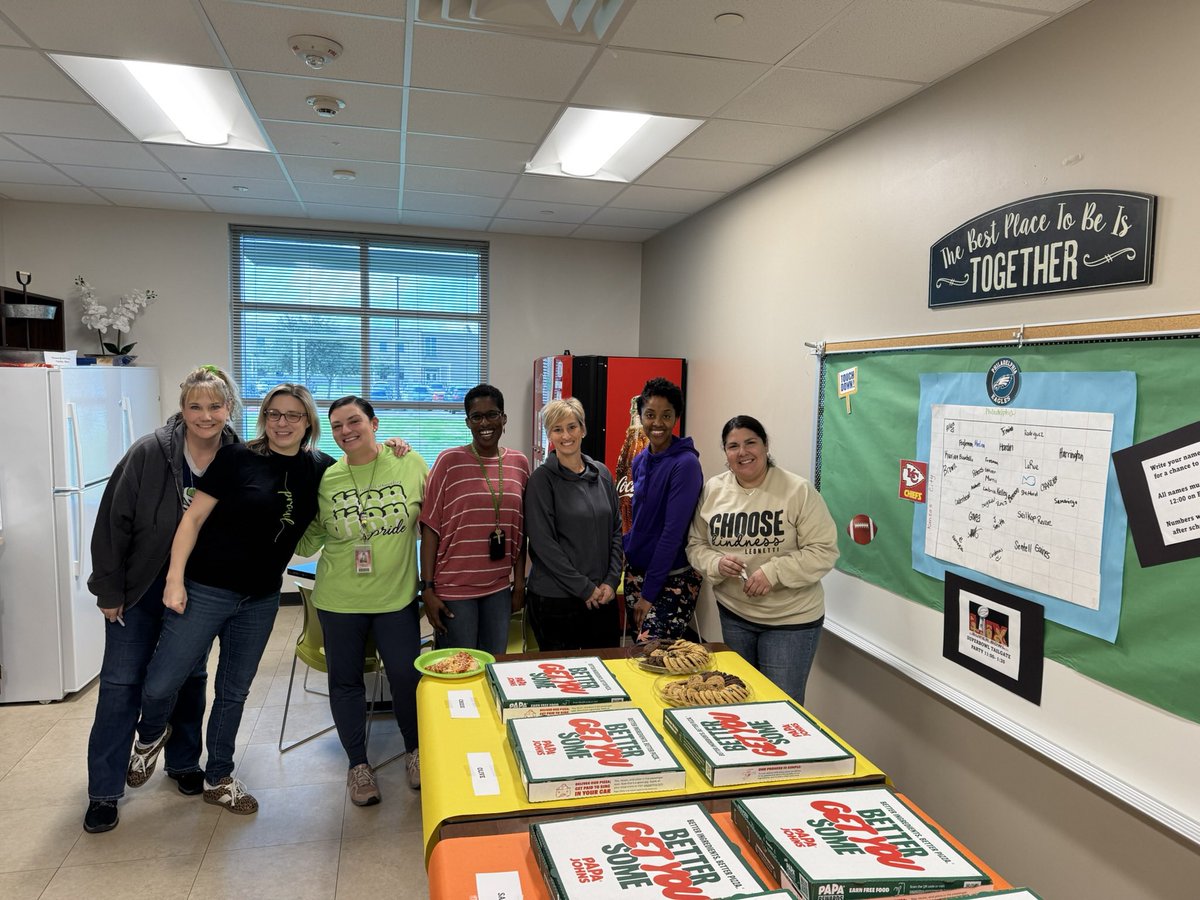 DLE enjoyed Super Bowl weekend.  We kicked it off by enjoying lunch together and getting into the game day spirit.  #thegreatestplacetobe