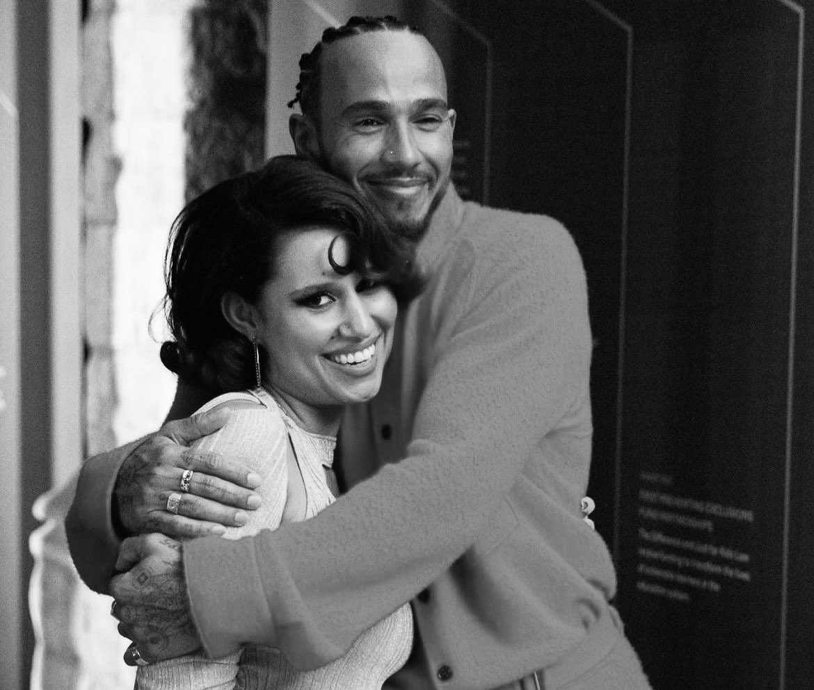 byshaaaaaa's tweet image. raye and lewis’ bond is honestly goals. they’re both iconic in the best way.