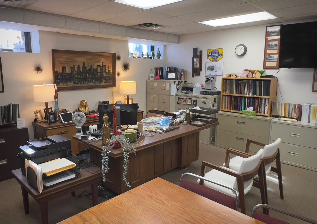 carnegieffiowa's tweet photo. If you haven’t been to the museum in a hot minute, we have had some changes happening! New office space and research space has been opened up to allow for greater flexibility and organization! #carnegiemuseum https://t.co/1yk5tpE1Je