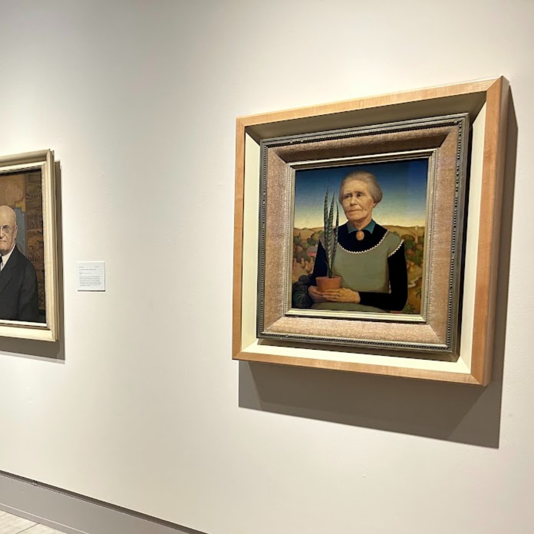 Cedar Rapids is sending a huge Happy Birthday to Grant Wood, a Cedar Rapids native and one of the most prominent artists associated with the American Regionalism movement!

 ➡️ tourismcedarrapids.com/blog/get-to-kn…

#cedarrapids #grantwood #thisisiowa #art #AmericanRegionalism #local #artist