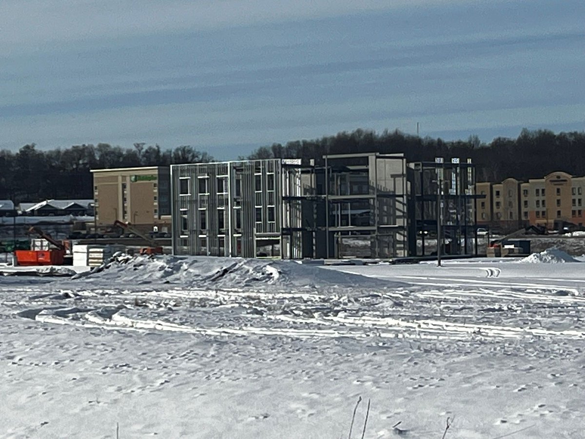 erastructural's tweet photo. Steel and precast core walls are going up at the new @Hoeft Builders HQ in Eau Claire, WI. This 30,000 SF, three-story building anchors The Sevens business park, with Class A office, medical, and residential planned. Project is on track for a summer/fall 2025 completion. #ERATeam https://t.co/uGN5M6AHR6