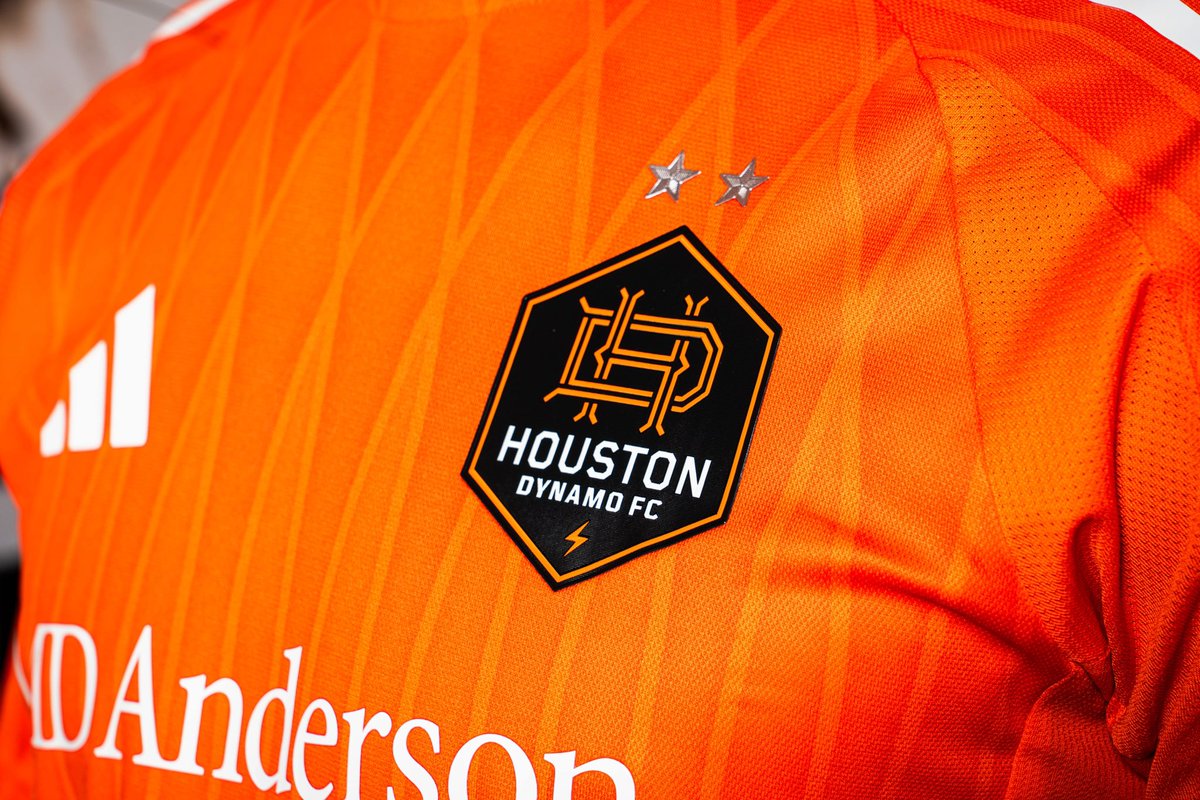 BayouCitySoccer's tweet photo. The Houston Dynamo Season 20 kit https://t.co/p3aT7HmkXj