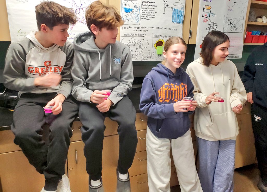 Kasia Sosnow (@kasiasosnow) on Twitter photo Epidemiologists in action during Living Environment today ⚕️ studying disease transmission and prevention 😷 <a href="/DanielleDenmead/">Danielle Denmead</a> #WeAre7B #WeAreChappaqua #BioIsLife Epidemiologists in action during Living Environment today ⚕️ studying disease transmission and prevention 😷 <a href="/DanielleDenmead/">Danielle Denmead</a> #WeAre7B #WeAreChappaqua #BioIsLife