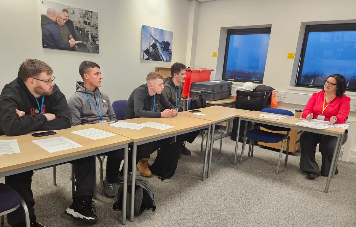 Durham Lifting tweet media