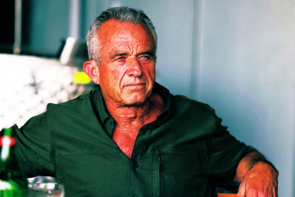 BryceMLipscomb's tweet image. BREAKING NEWS🚨🚨:
@RobertKennedyJr has been confirmed by the senate &amp;amp; is our new Secretary of HHS.

Congratulations Mr. Kennedy.