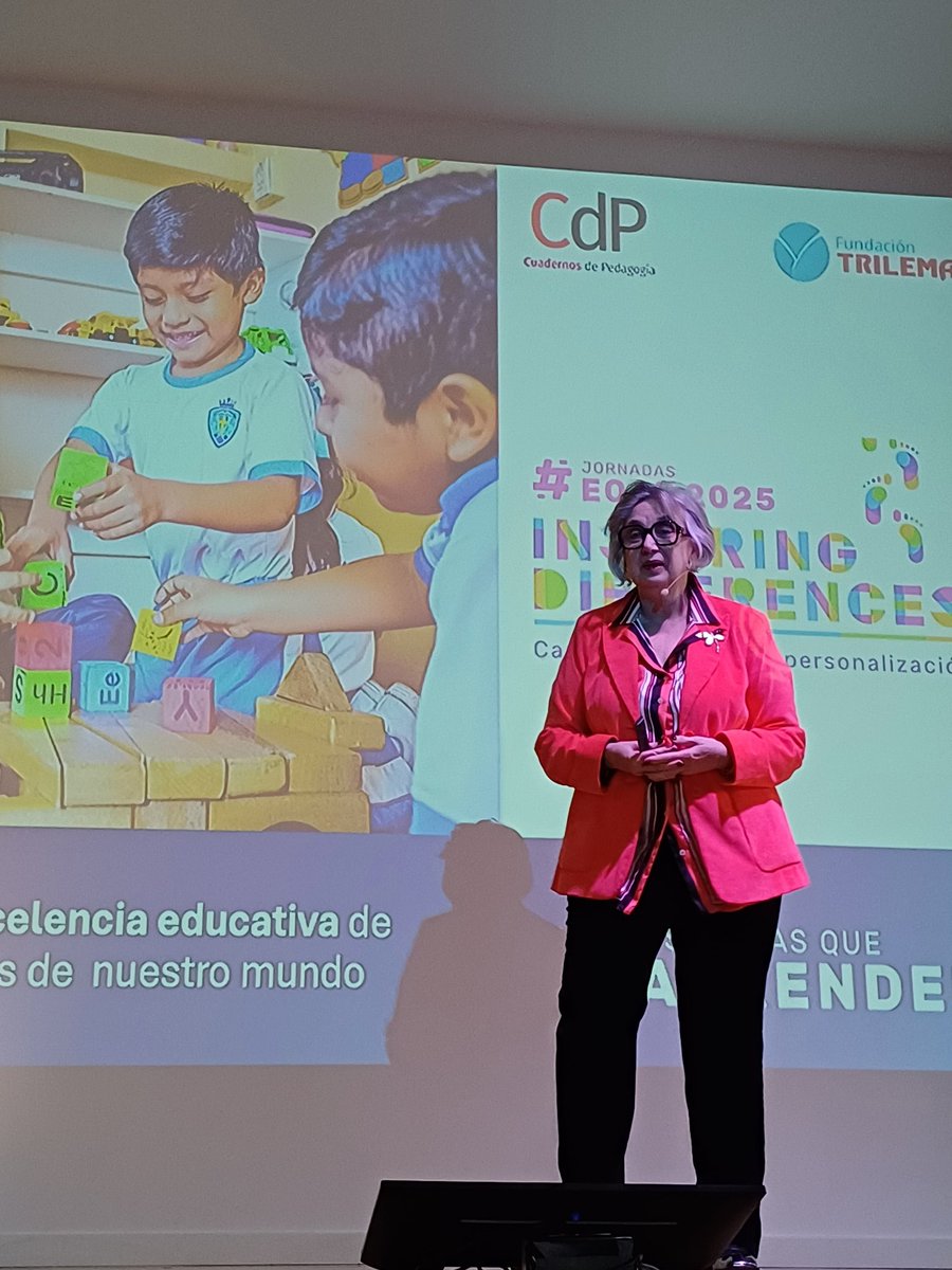 CuadernosP's tweet photo. #InspiringDifferences #InnovaciónEducativa #EQAp2025
@carmenpellicer_ abre las
#VIJornadasEQAP @trilemaedu "Inspiring differences. Caminando hacia la personalización" @trilemaedu @TrilemaElPilar https://t.co/6wEOBaFqtf