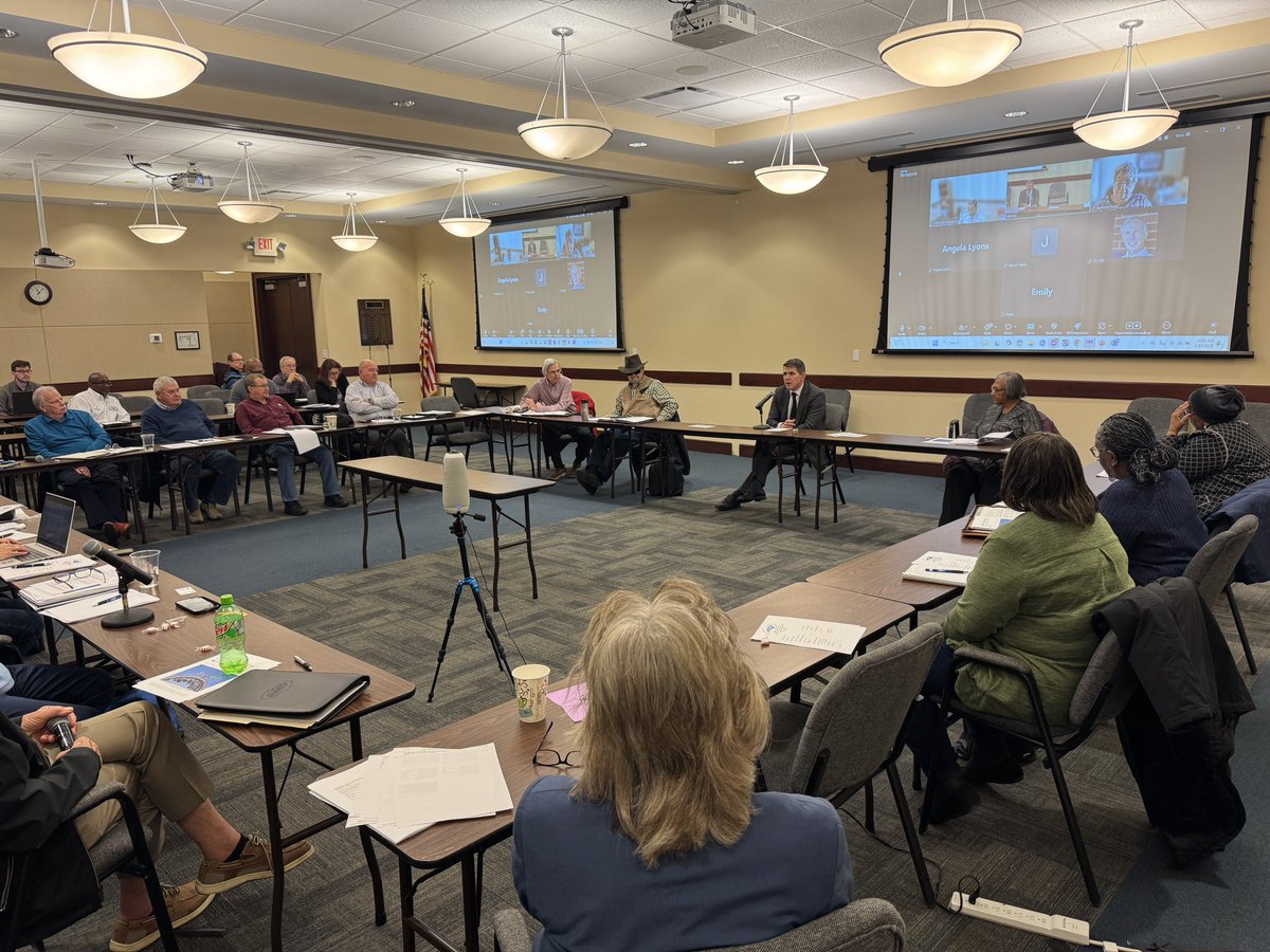 SEANC's tweet photo. Thank you to @NCTreasurer Brad Briner for coming to our office to speak with our Retiree Council. https://t.co/ITJbbapPem
