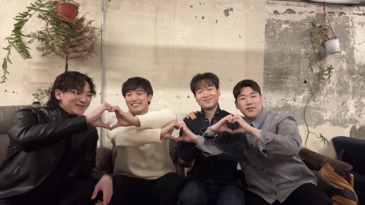 현생이슈로 최애 생카는 또 못갔지만 사진 영상
다 올려준 천사큐프들 덕에 갔다온것만 같음ㅠㅠ
진짜 넘 고마우..🥹 난 다시 현생속으로 풍덩...