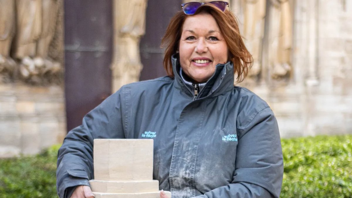 Découvrez l’interview de Nathalie Paszko, tailleuse de pierre chez Suivez la flèche. ✨🔨
Par <a href="/Tourisme93/">Tourisme 93</a>. 

👉 Un témoignage passionnant, à découvrir ici : tourisme93.com/rencontre-avec…