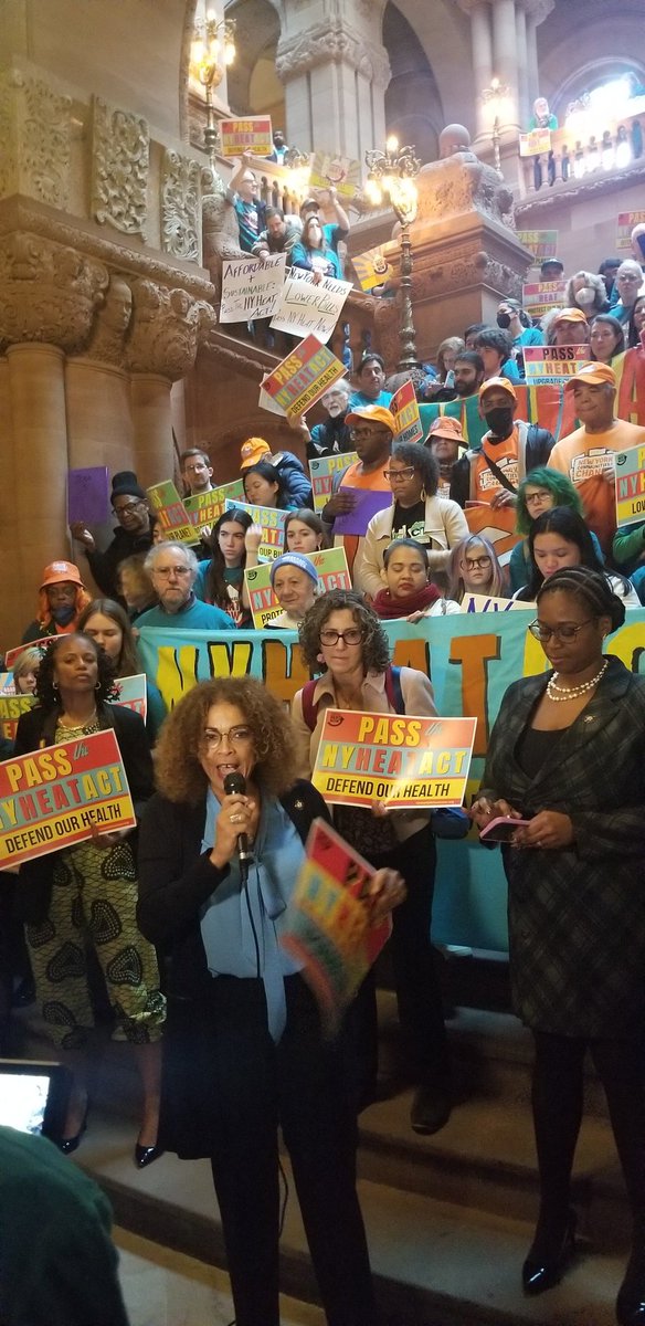 Except for rare urgent action posts here on X, I have moved to Bluesky. Find me there! imbloom.bsky.social 

Others from TIAA-Divest! may also post here. Do what they say! :) We are more powerful together. 

#TIAADivest #StopLandGrabs #StopMusk #FightFascism