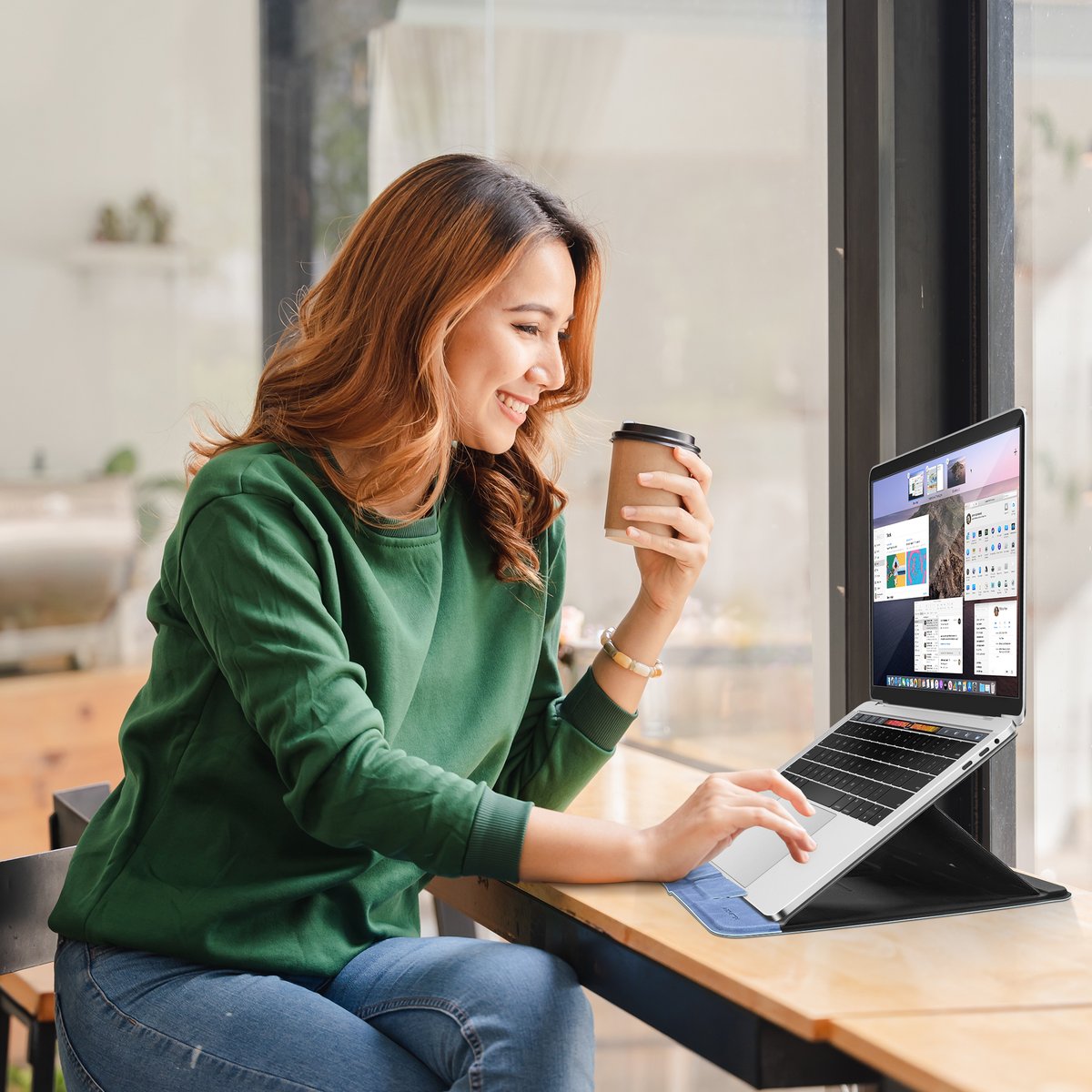 "Turn your home office into a productivity powerhouse with AboveTEK’s stylish and functional accessories. Home never felt so productive! 🏡💡 #HomeOffice #AboveTEK"