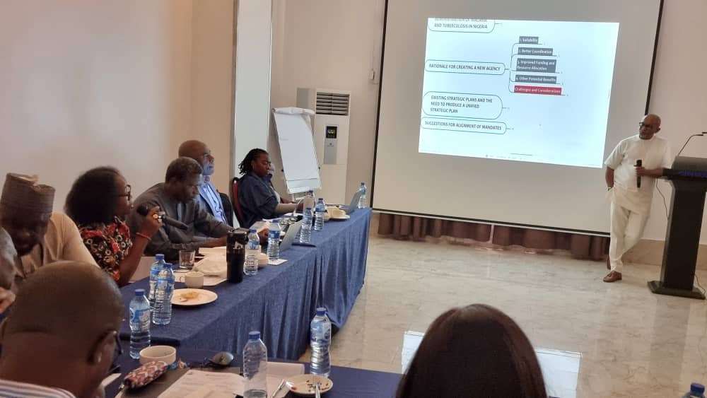samikoku's tweet photo. NAVIGATING THE GLOBAL FUNDING CRISIS: Securing the Future of Public Health in Nigeria

In the face of a shifting global health funding landscape—marked by the restructuring of USAID, the U.S. withdrawal from WHO, and other cascading geopolitical shifts. https://t.co/4Flq60Kc0S