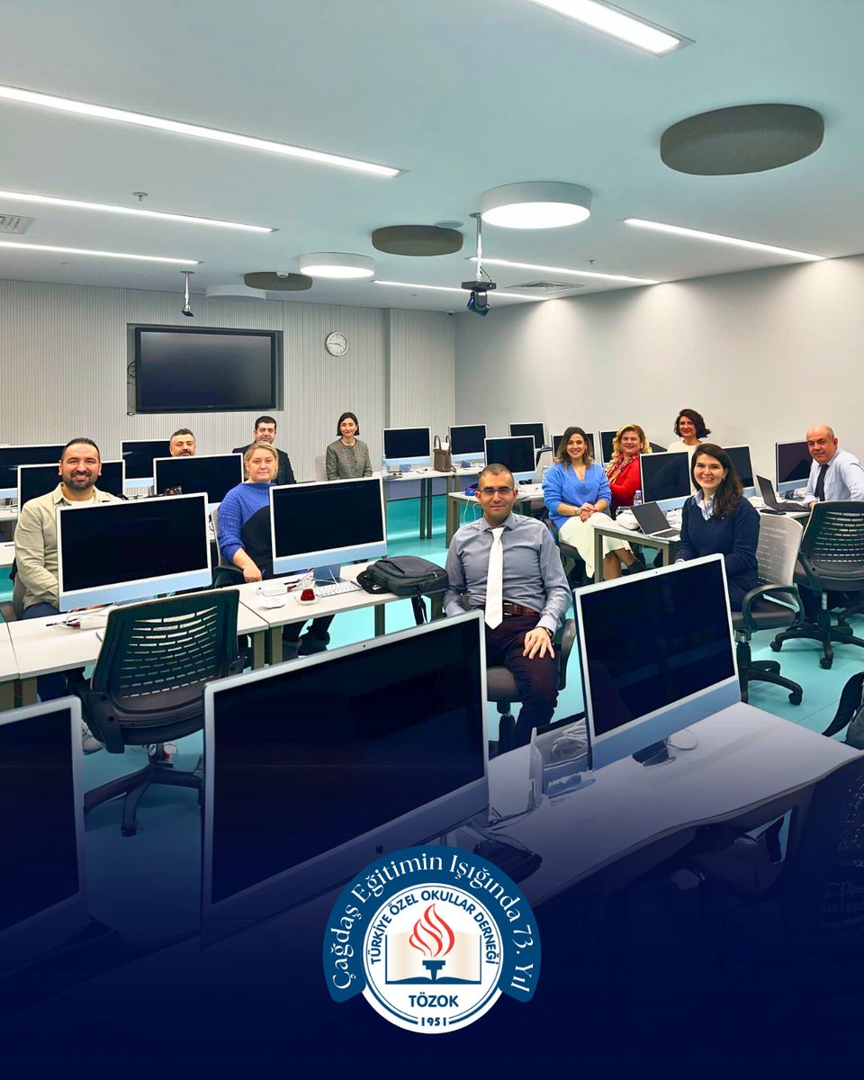 TOZOK1951's tweet photo. IT Komisyonu, ETP Toplantısını Softito Merkezinde Gerçekleştirdi! @softitoakademi 

Bugün, Eğitim Teknolojilerinin En İlham Verici Sahnesi #ETP2025 için önemli bir toplantı Softito merkezinde gerçekleşti. IT Komisyonu üyeleri, 26 Nisan’da Yeditepe Üniversitesi’nde düzenlenecek etkinlik için hazırlıkları değerlendirdi ve sürecin detaylarını ele aldı.

#etp2025 #eğitimteknolojileri #dijitaldönüşüm #gelecekeğitimde #eğitimsihirlidokunuş #edtech #yenilikçieğitim #öğretmenlerbaşrolde