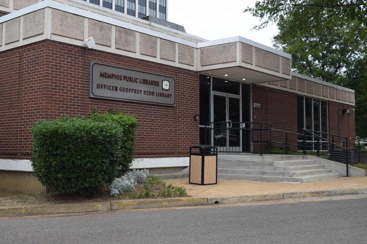 The Officer Geoffrey Redd branch will be closed today due to HVAC issues. We apologize for any inconvenience. 

#OfficerGeoffreyRedd #MemphisPublicLibraries #StartHere