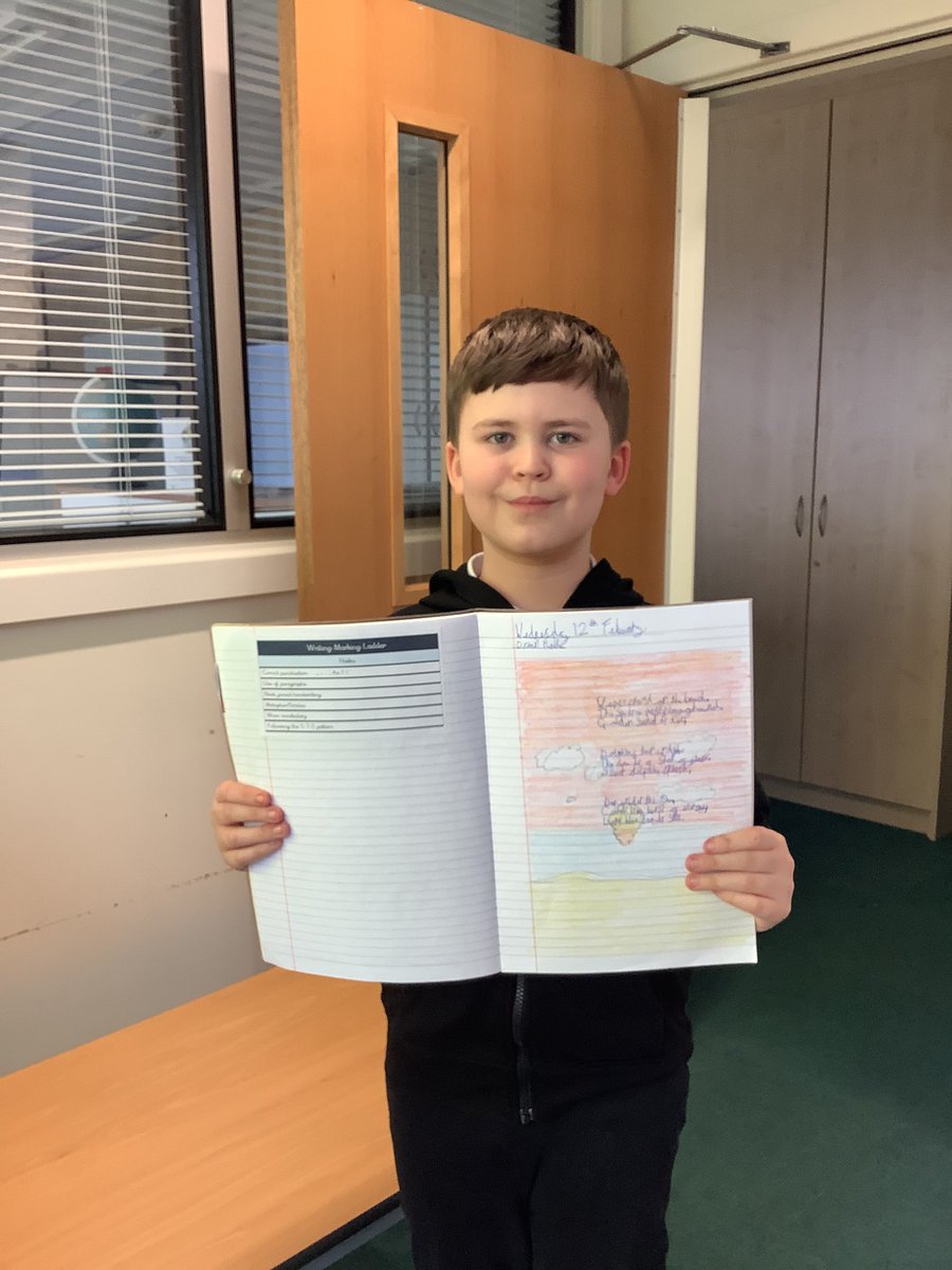 Miss Taylor tweet media