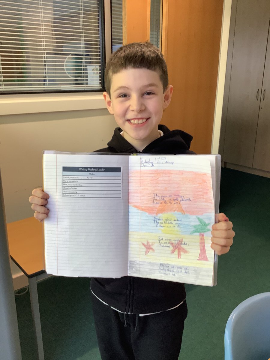 Miss Taylor tweet media