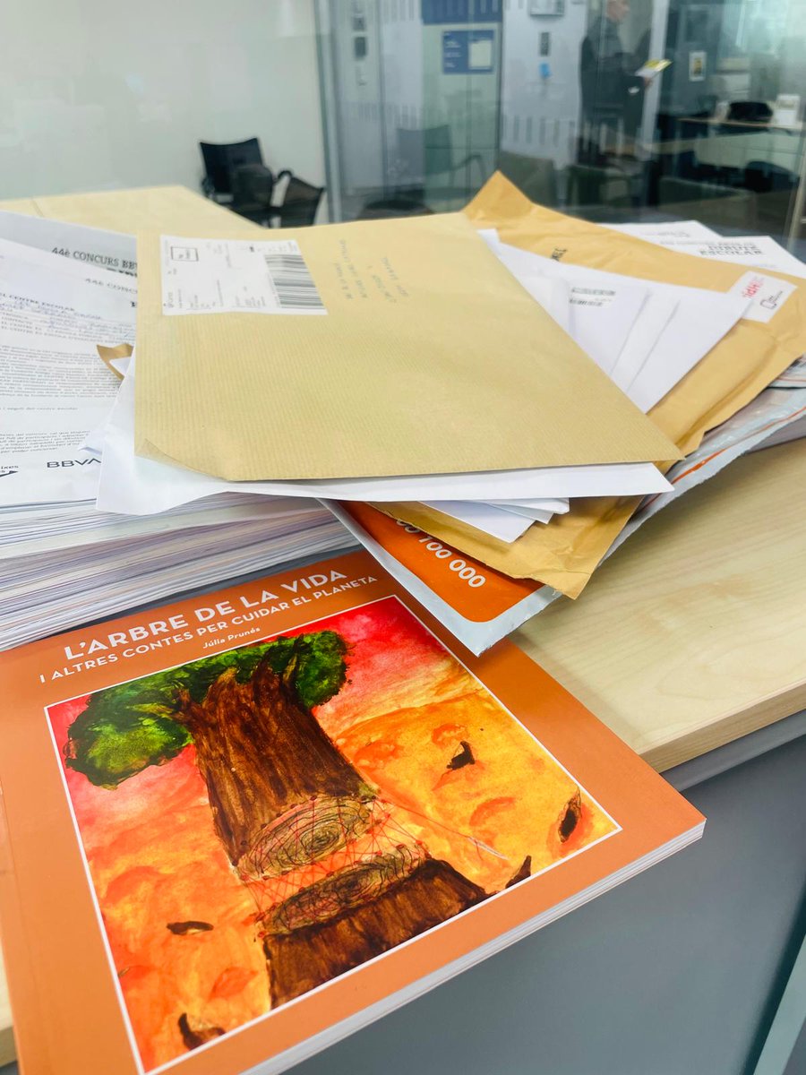 Fundació Antigues Caixes Catalanes tweet media