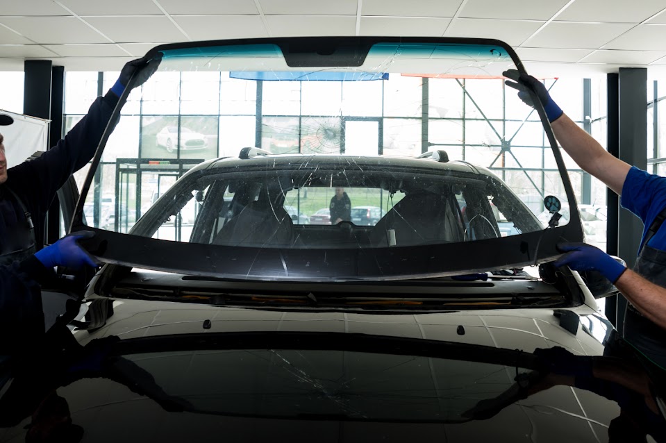 BestAutoGlassSJ's tweet photo. Need help with auto glass? Come see what Best Auto Glass and Tint can do for you! https://t.co/VeUTk4x7AS #AutoGlass #GlassReplacement #AutoGlassReplacement #WindshieldCrackRepair #BayAreaAutoGlass #LatinoOwnedAutoGlassShop #PolarizadoDeCarro https://t.co/8sp0H75cmz