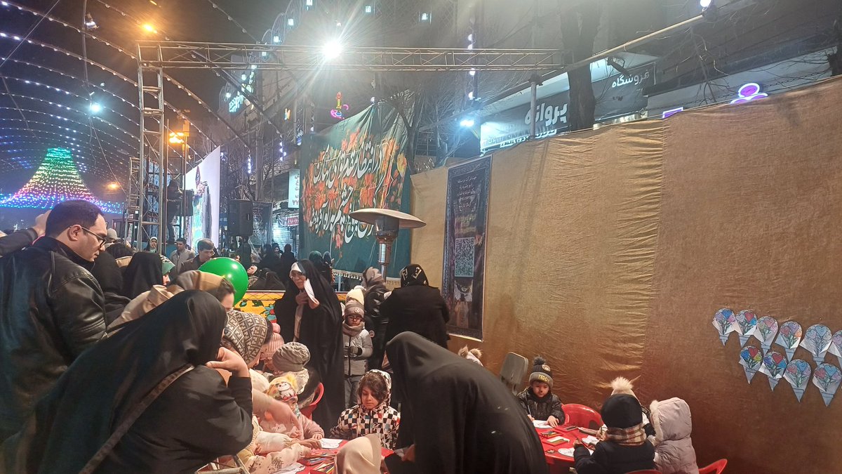AminSadati54969's tweet photo. شعبان شد و پیک عشق از راه آمد
عطر نفس بقیة الله آمد

با جلوه سجاد، ابوالفضل و حسین
یك ماه و سه خورشید در این ماه آمد

🌙حلول ماه_شعبان ماه شادی آل الله مبارک باد
الـٰلّهُمَ؏َجــِّلِ‌لوَلــیِّڪَ‌اَلْفــَرَجْ
#تا_انقلاب_مهدی
#پایتخت_مهدوی https://t.co/gYqeGXuJP0