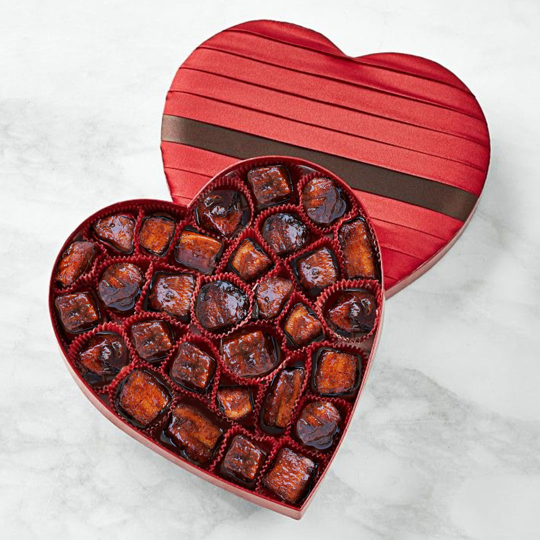 roses are red
you said we’re just friends
but that could all change
if you bring me burnt ends ❤️