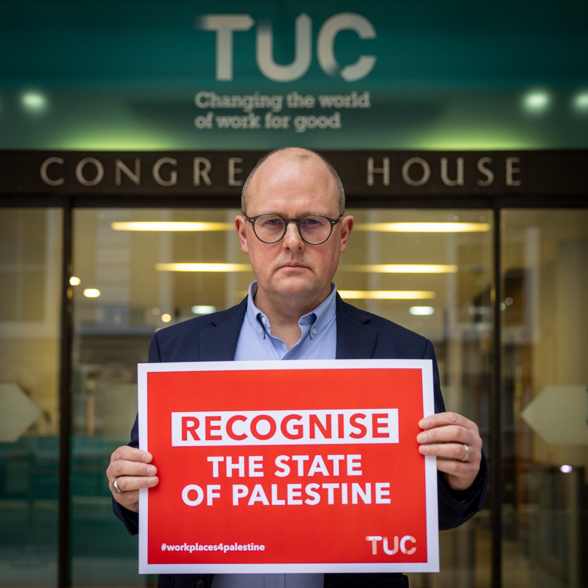 Palestinian workers have called on workers around the world to stand in solidarity with them - and tens of thousands of trade unionists in Britain have carried out an array of solidarity actions.

Members are encouraged to liaise with your union about solidarity actions in your