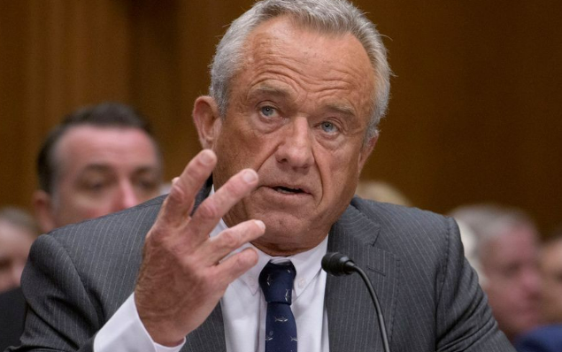 FOXNashville's tweet photo. JUST IN: Robert F. Kennedy Jr confirmed as HHS secretary by US Senate. https://t.co/lzuqTeGTao

(AP Photo/Rod Lamkey, Jr.) https://t.co/jnSAqO5902