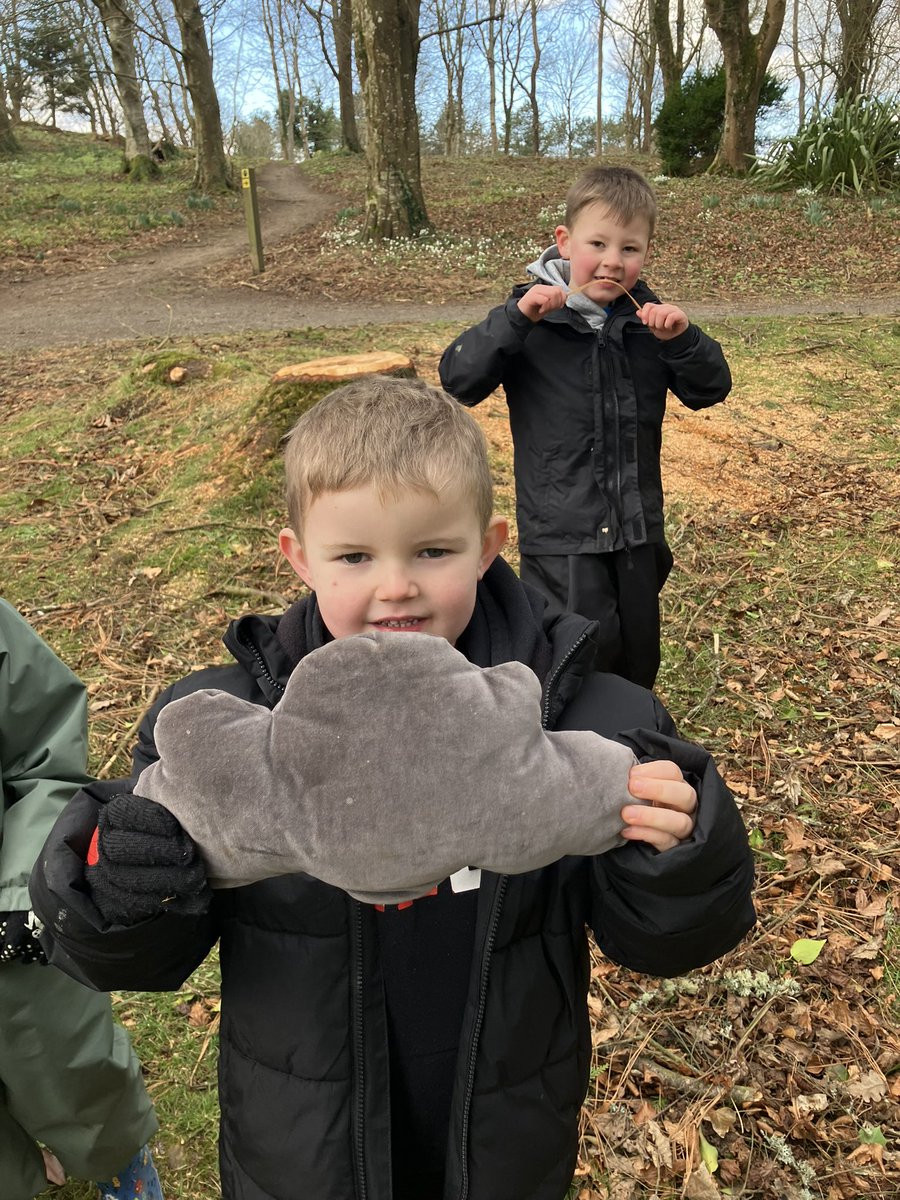 GirvanPrimary's tweet photo. P1 enjoyed another fun filled forest schools day with @ACE_Girvan - thanks for teaching us about nocturnal animals and hibernation, we had so much fun playing ‘What’s the weather, Mrs Badger’ and learning about the seasons too. https://t.co/yrUFPYUf91