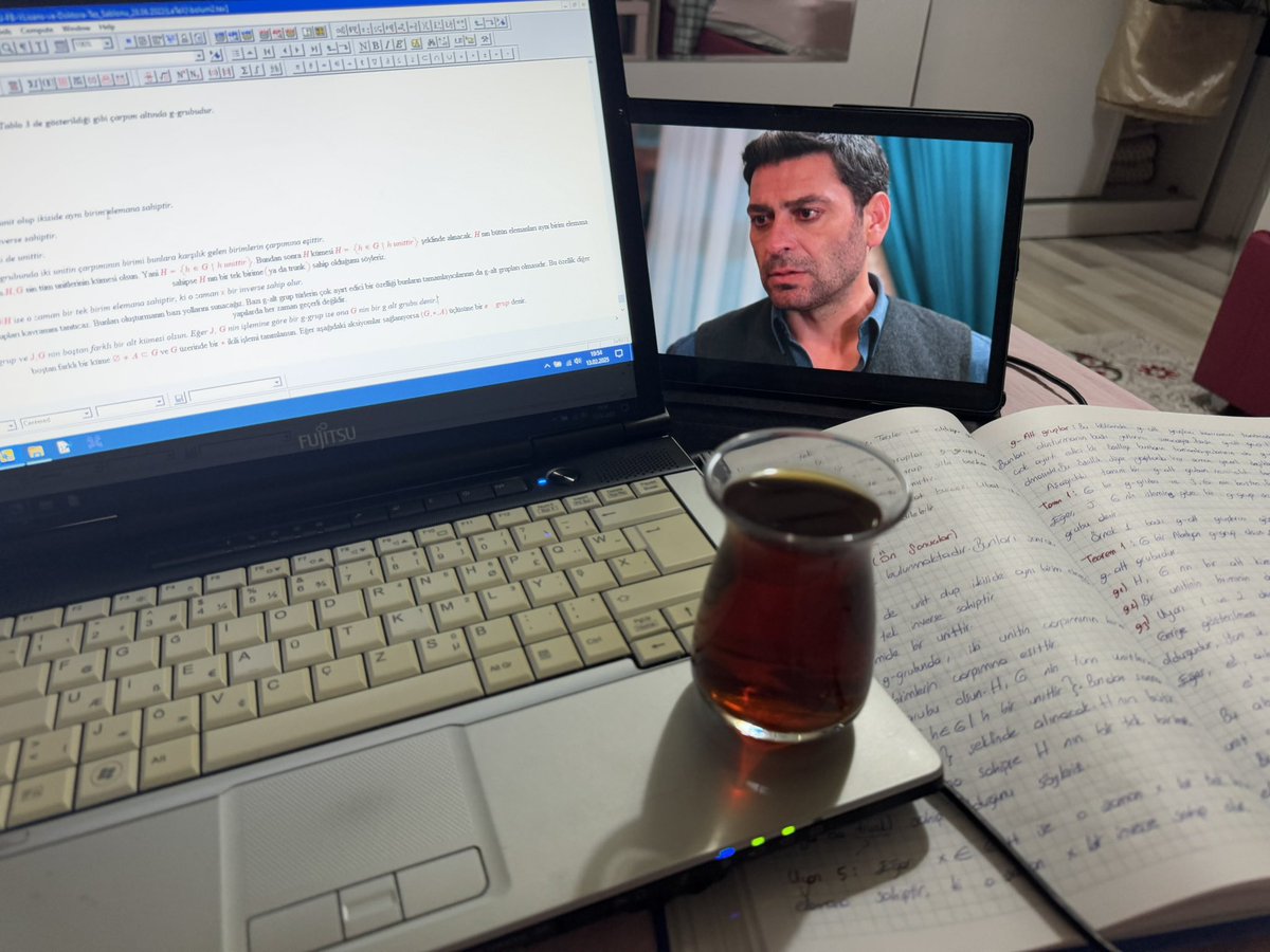 Hayat bize bazen iftar sonrası Uzak Şehir eşliğinde tez yazdırıyor……