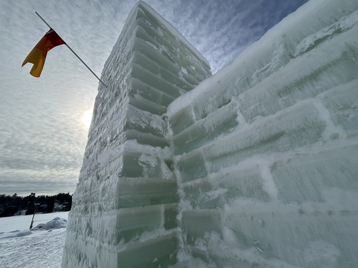 FarenellPhoto's tweet photo. Was able to make it up to Saranac Lake, NY for their annual Winter Carnival & made the pilgrimage to their massive Ice Castle.
#icecastle #northernny #upstateny #winterfun #icesculptures #saranaclake #communityevent #iloveny #newyorkstate #nys https://t.co/xX89TOiuGV
