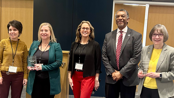 engageky's tweet photo. Congratulations to #EngageKY member institutions, @bellarmineU and @nkuedu, for receiving transformational leadership awards from the @CPENews at this week’s Student Success Summit! #KHEAA #AmeriCorps #GetThingsDone #Education #CollegeAccess #StudentSuccess #CommunityImpact https://t.co/gjHmOAs9Il
