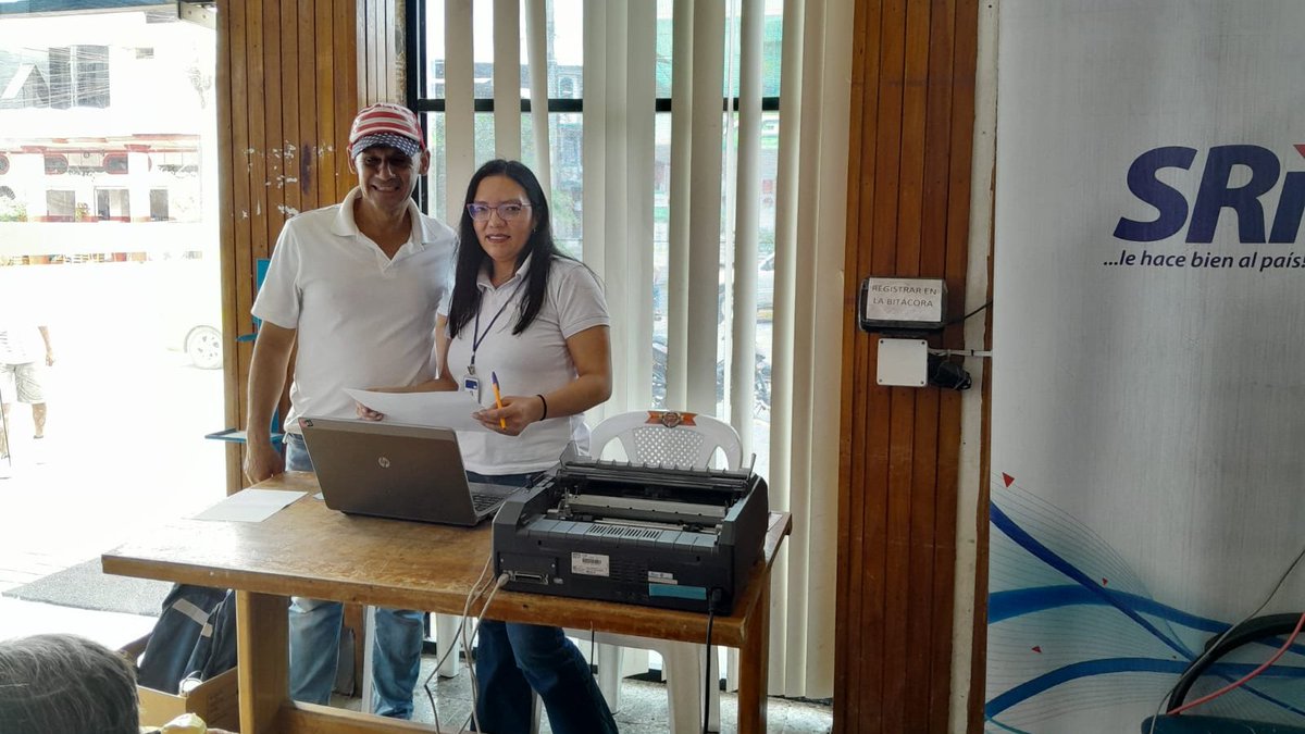 SRIoficialEc's tweet photo. #SRIZonal5

Con nuestras #BrigadasMóviles, contribuyentes de Valencia en la provincia de Los Ríos, Guaranda de la provincia de Bolívar y Santa Rosa de la provincia de Santa Elena se benefician de trámites sobre RUC, claves y consulta de impuestos.

#ElNuevoEcuador https://t.co/sngBrLUXdb