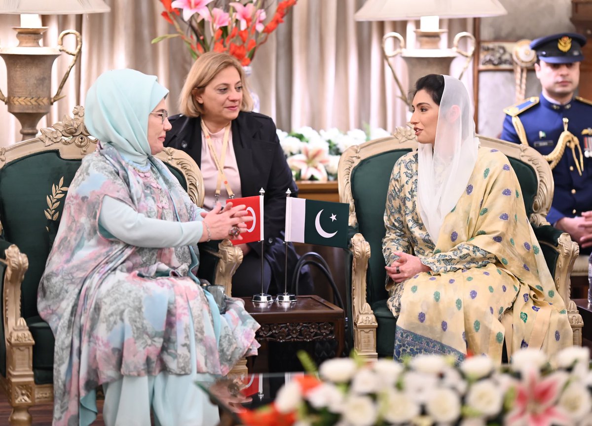 Honoured to welcome Madame First Lady of Türkiye. Commended her trailblazing initiatives and recalled the cherished meeting between her and Shaheed Mohtarma Benazir Bhutto. The First Lady’s dedication to humanitarian causes, women’s empowerment, and sustainability is truly