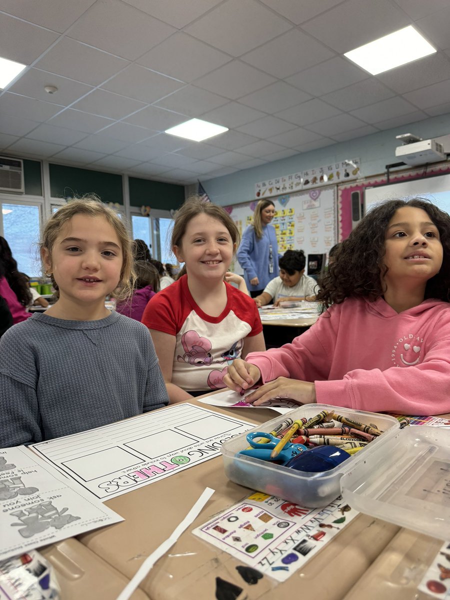 We ♥️ our buddies! <a href="/MsKane_SEM/">Ms. Kane</a> <a href="/SEM_Dalers/">SEM Dalers</a>