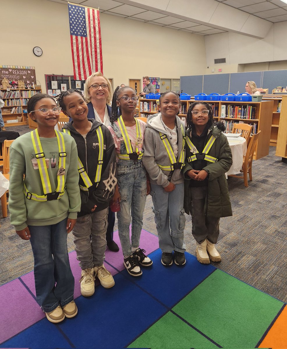 YMooreLee's tweet photo. It was indeed a pleasure this morning to host Maryland State Superintendent Dr. Carey M. Wright at Middleton Elementary School and introduce her to our first dual language program!  @CCPS @AMES_Principal @MdPublicSchools @NavarroSupt https://t.co/ZXhlBtgkn2