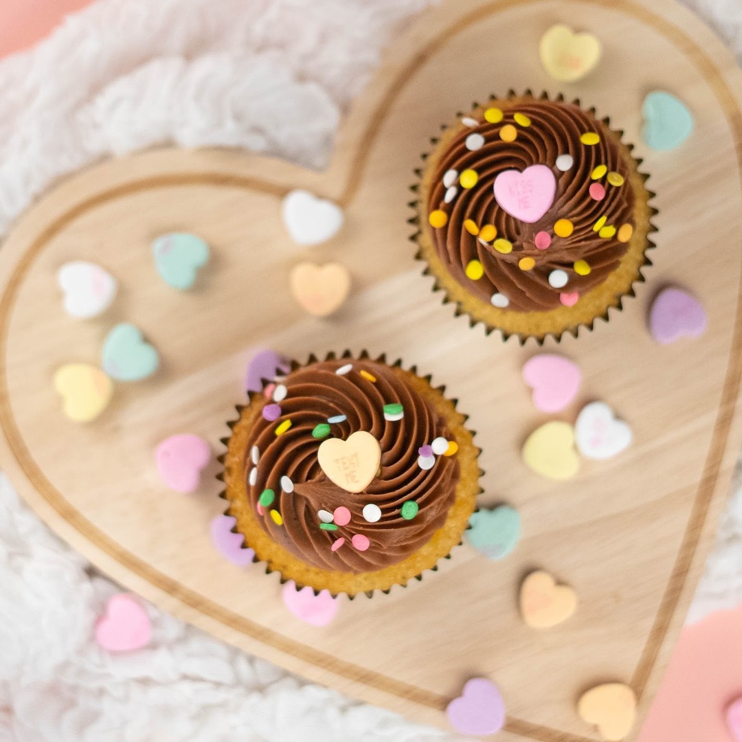 Cupcakin' Bake Shop tweet media