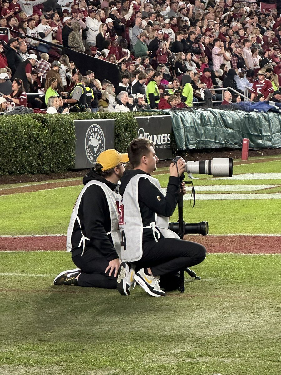 StateFarm_Jake6's tweet photo. Life Update! 🚨

My time with Mizzou has come to an end. The last 3 years have been an adventure, and I have made friendships that will last a lifetime! 

I’m excited to announce I have moved into the roll of Assistant AD of creative for @GoCCUsports until next time MIZ! https://t.co/bx5oQfeAdw