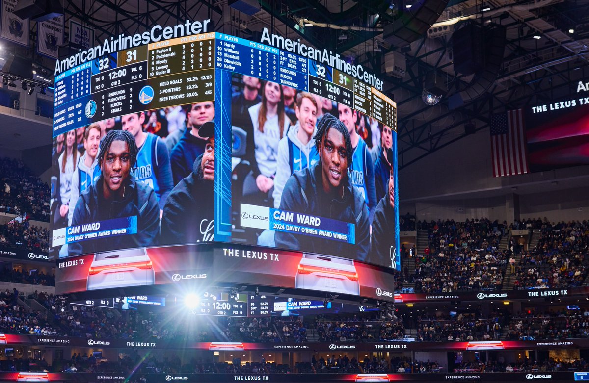 daveyobrien's tweet image. We are just four days away from celebrating @Cameron7Ward in Fort Worth at the 48th Annual Davey O'Brien Awards! Last night, he got some love across the Metroplex at the @dallasmavs game. #DaveyQBs
@CanesFootball
@MiamiHurricanes