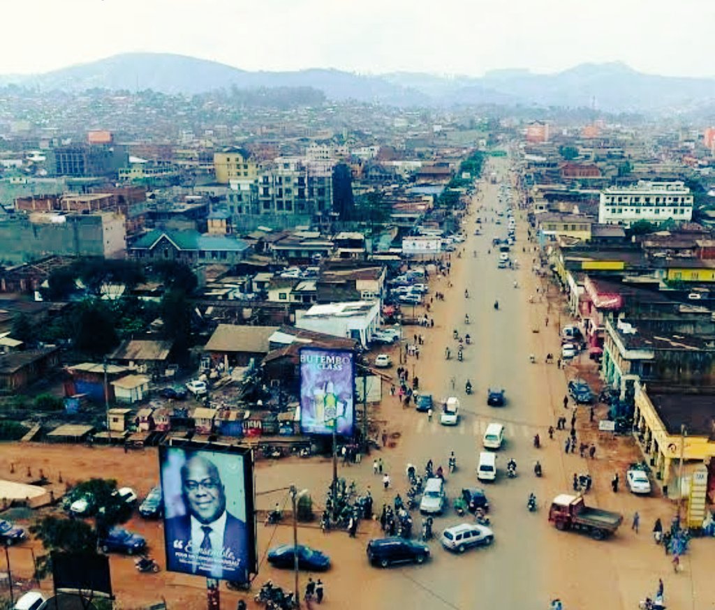 Sans l'insécurité, @butembo serait déjà une ville grande ville en infrastructures commerciales au point d'être beaucoup plus convoiter par les tierces personnes  venus quasiment de partout. <a href="/kampala/">emanamba.kampala</a> aurait déjà un mega concurrent d'Afrique Centrale.