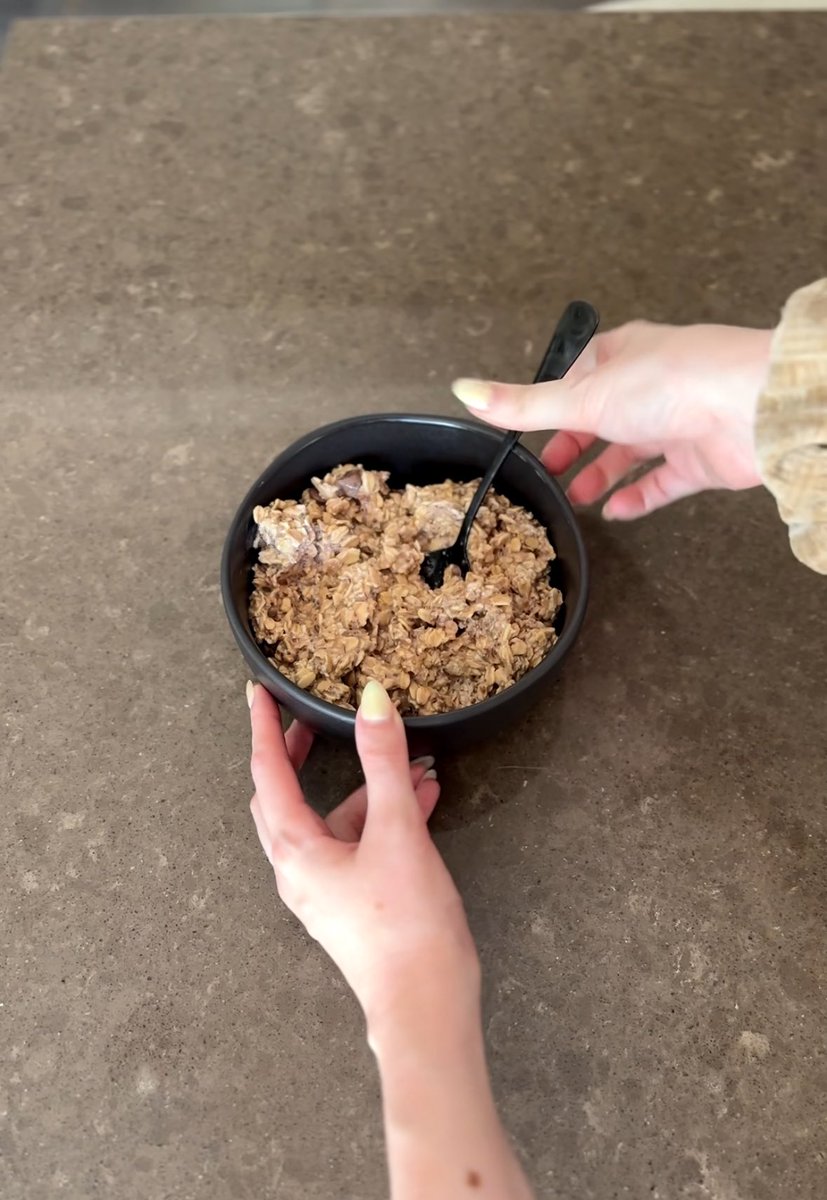 I eat overnight oats cause they’re delicious and I have ✨IBS✨ ttinventory.com/blogs/tti-blog…