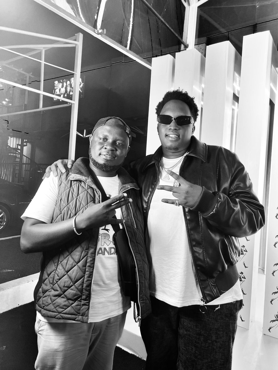 Aassi Twaha🖤 tweet media